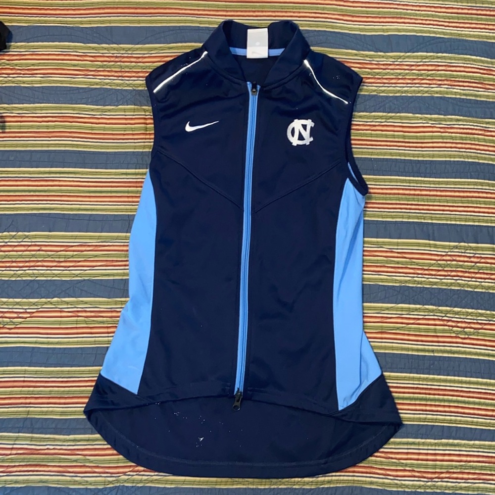 Women’s UNC vest